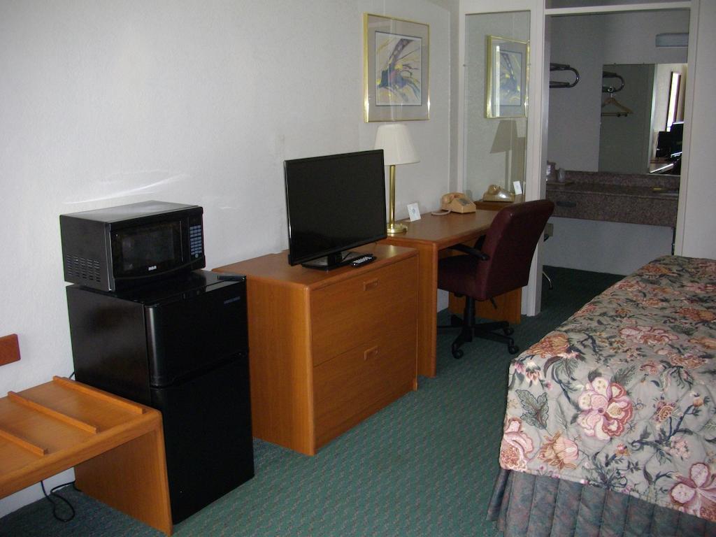 Macomb Inn Cameră foto